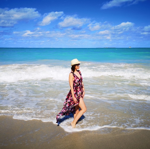 Meet your Posher, Rebecca - Picture 1 of 1